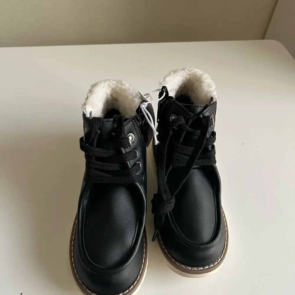 Old Navy Faux-Leather Lace-Up Sherpa-Lined Boots for Toddler Boys size 11